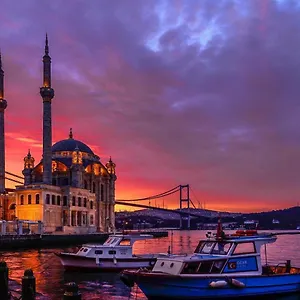 White Beyaz Suites Стамбул